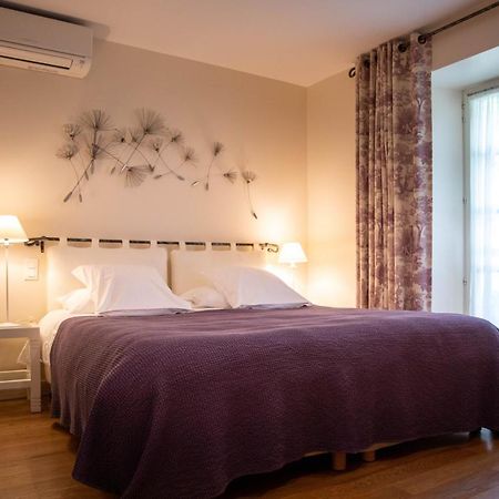 Le Vieux Pont Hotell Belcastel  Eksteriør bilde