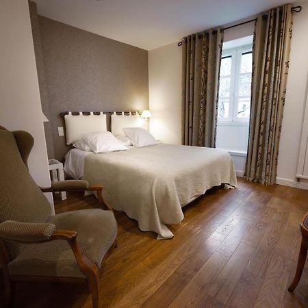 Le Vieux Pont Hotell Belcastel  Eksteriør bilde