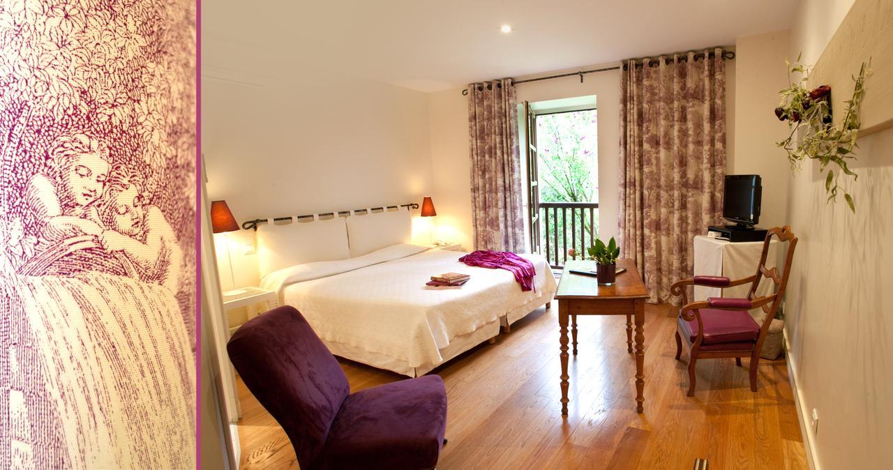 Le Vieux Pont Hotell Belcastel  Eksteriør bilde